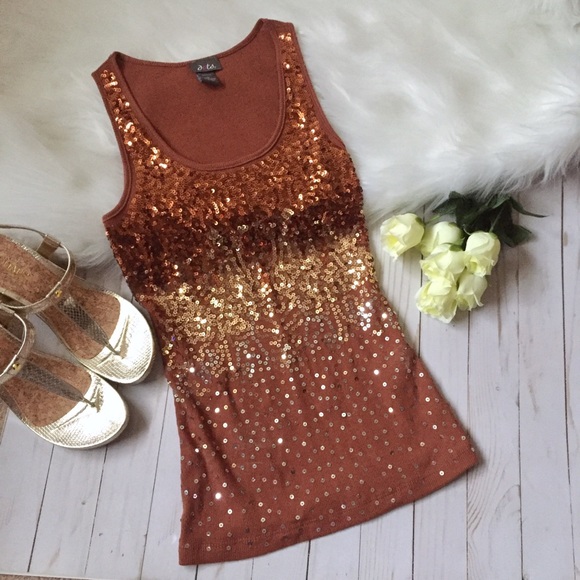 Dots Tops - Dots brown and gold sequin tank top. Medium